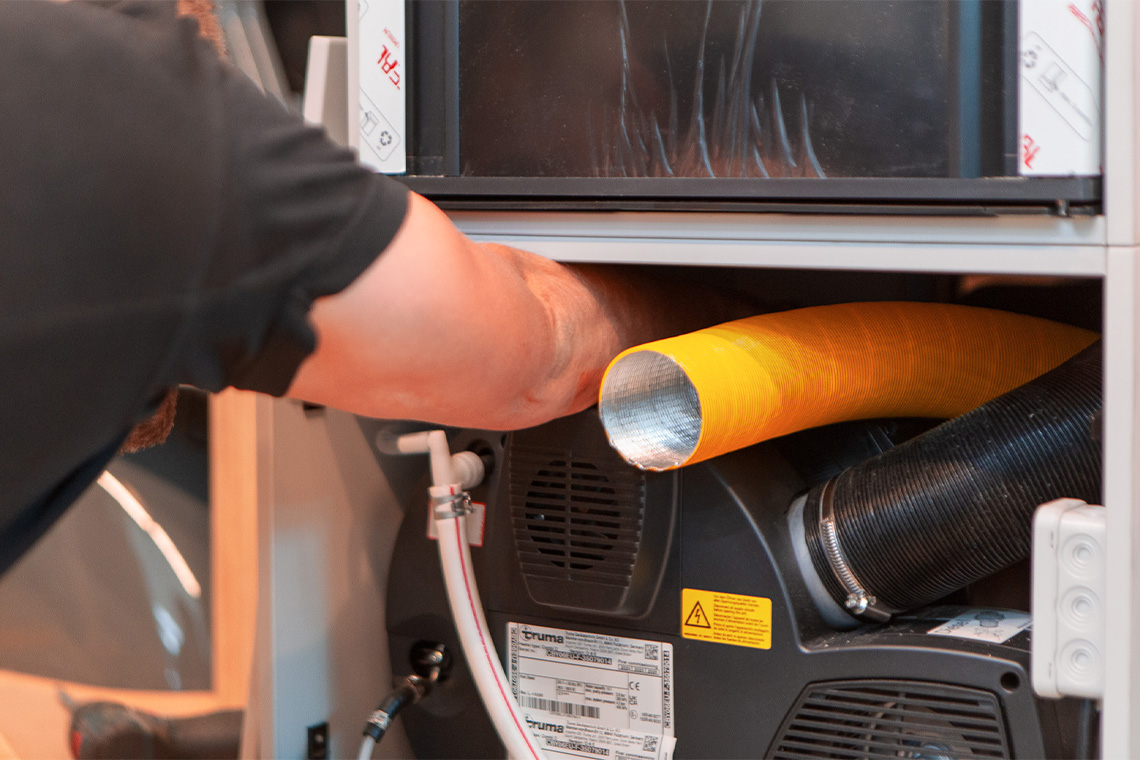 Einbau der Heizung im Camperausbau